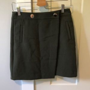Cute loden green lined skirt